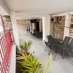 Πανσιόν Stefi Σωζόπολη